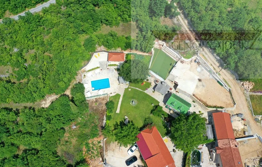 imotski kompleks kuća za odmor - top lokacija - intima - slika 9