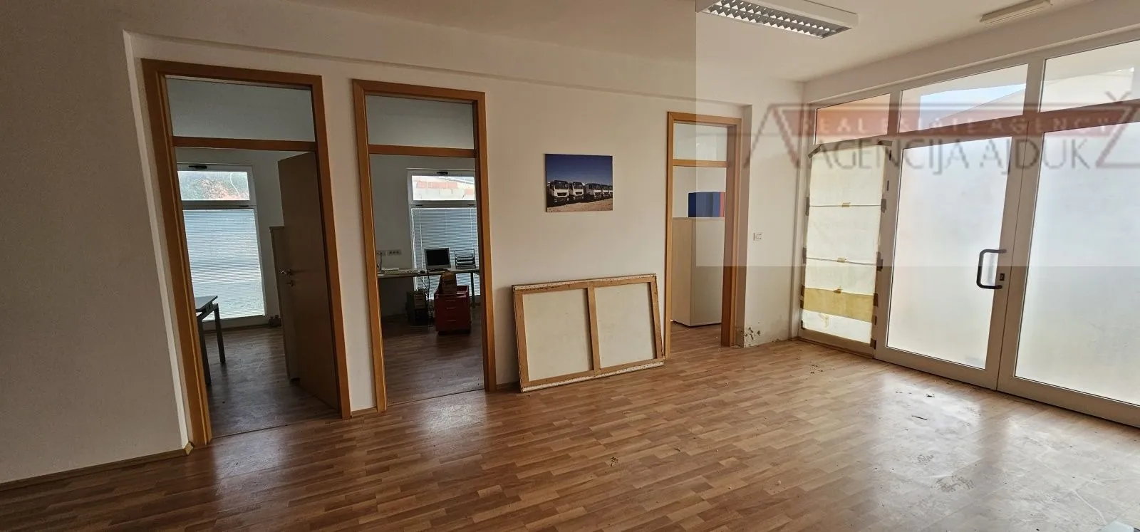 zadar borik poslovni prostor 149 m2 top lokacija - slika 5