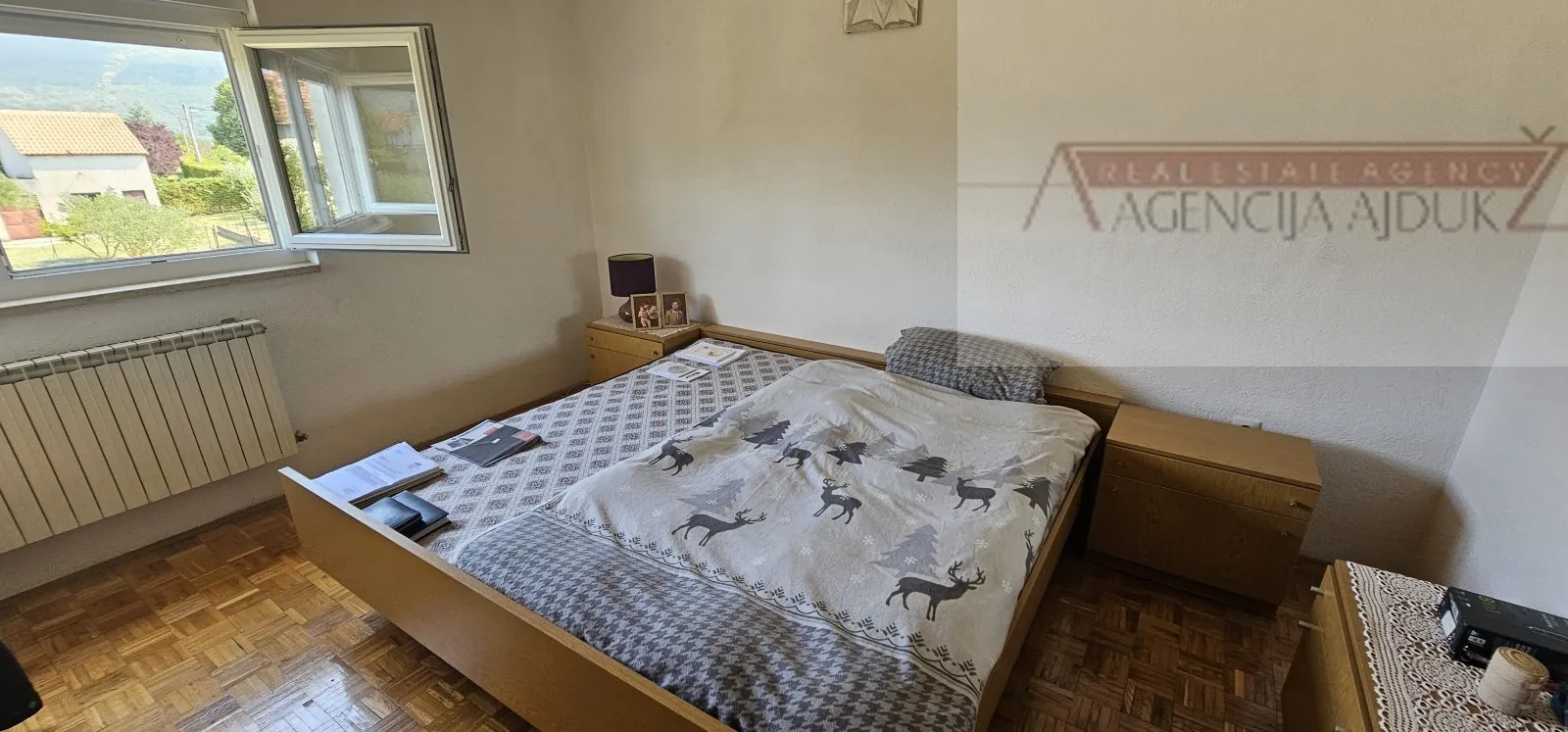 imotski lug obiteljska kuća 300 m2 najam - slika 10