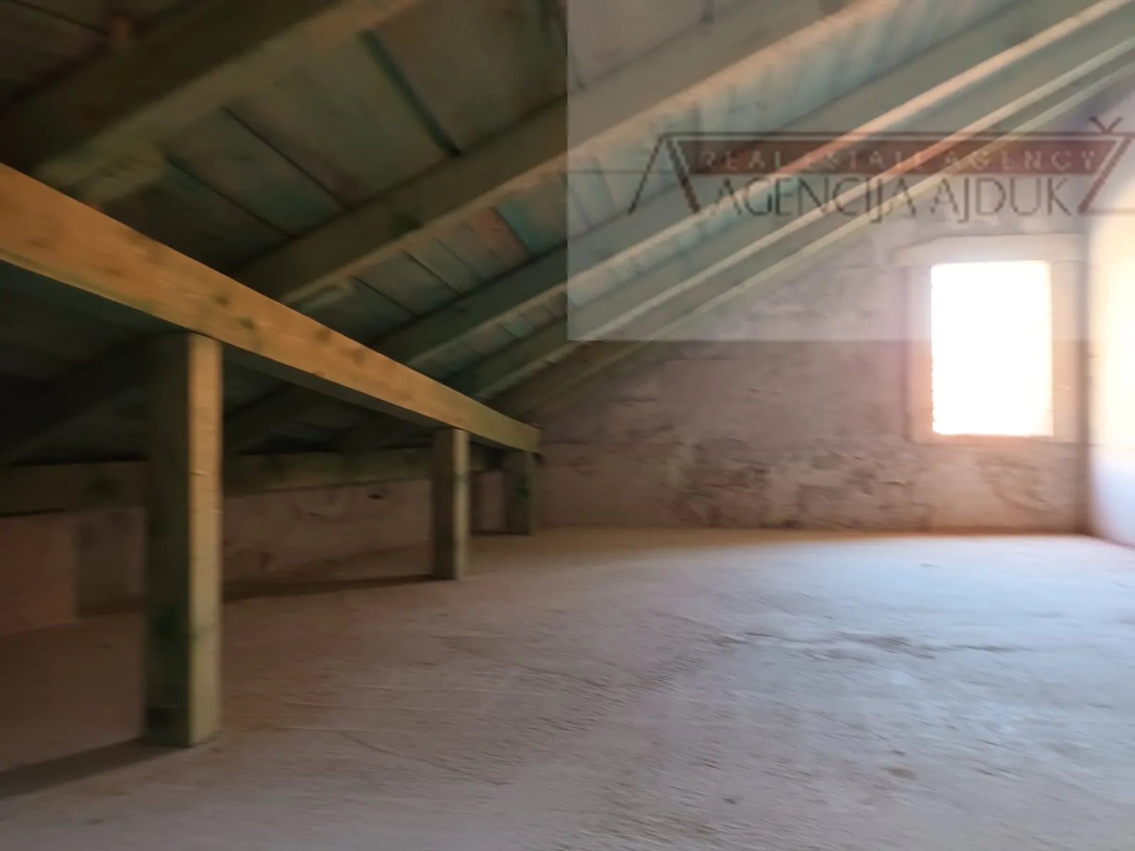 omiš lokva rogoznica renovirana kamena kuća 90 m2 - slika 6