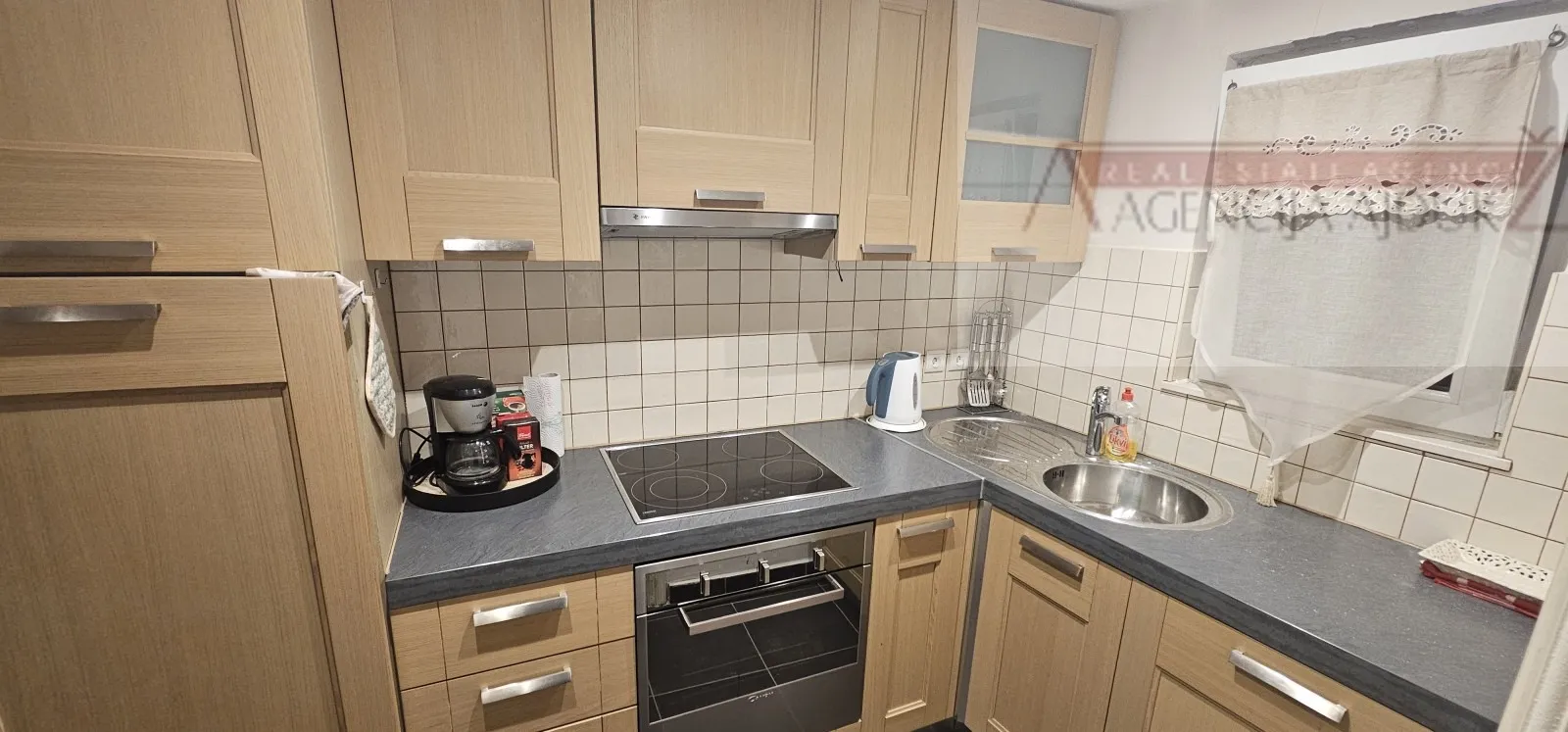 split centar varoš stan 58 m2 + garaža 20 m2 - top ponuda! - slika 6