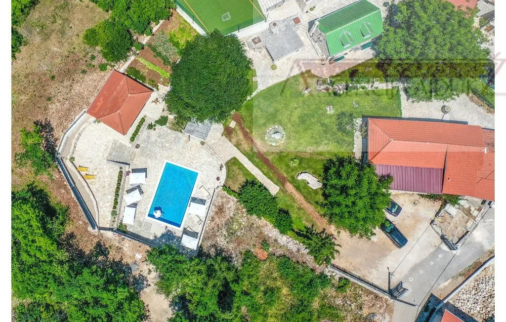 imotski kompleks kuća za odmor - top lokacija - intima - slika 13
