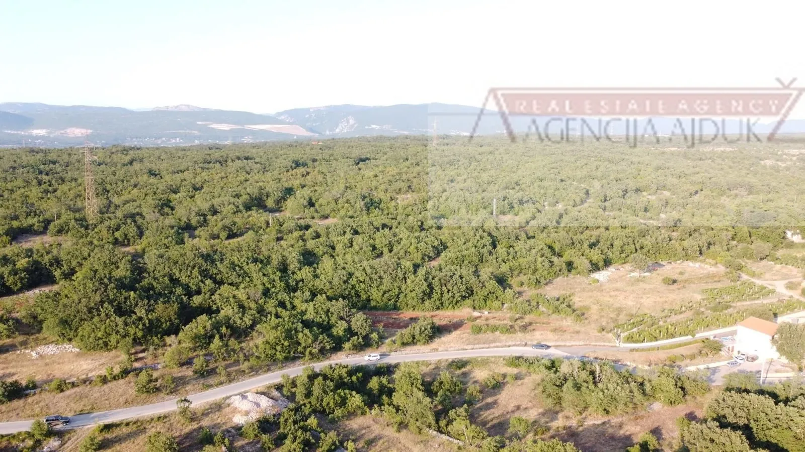 imotski 2029 m2 građevinsko zemljište - otvoren pogled - novo - slika 7