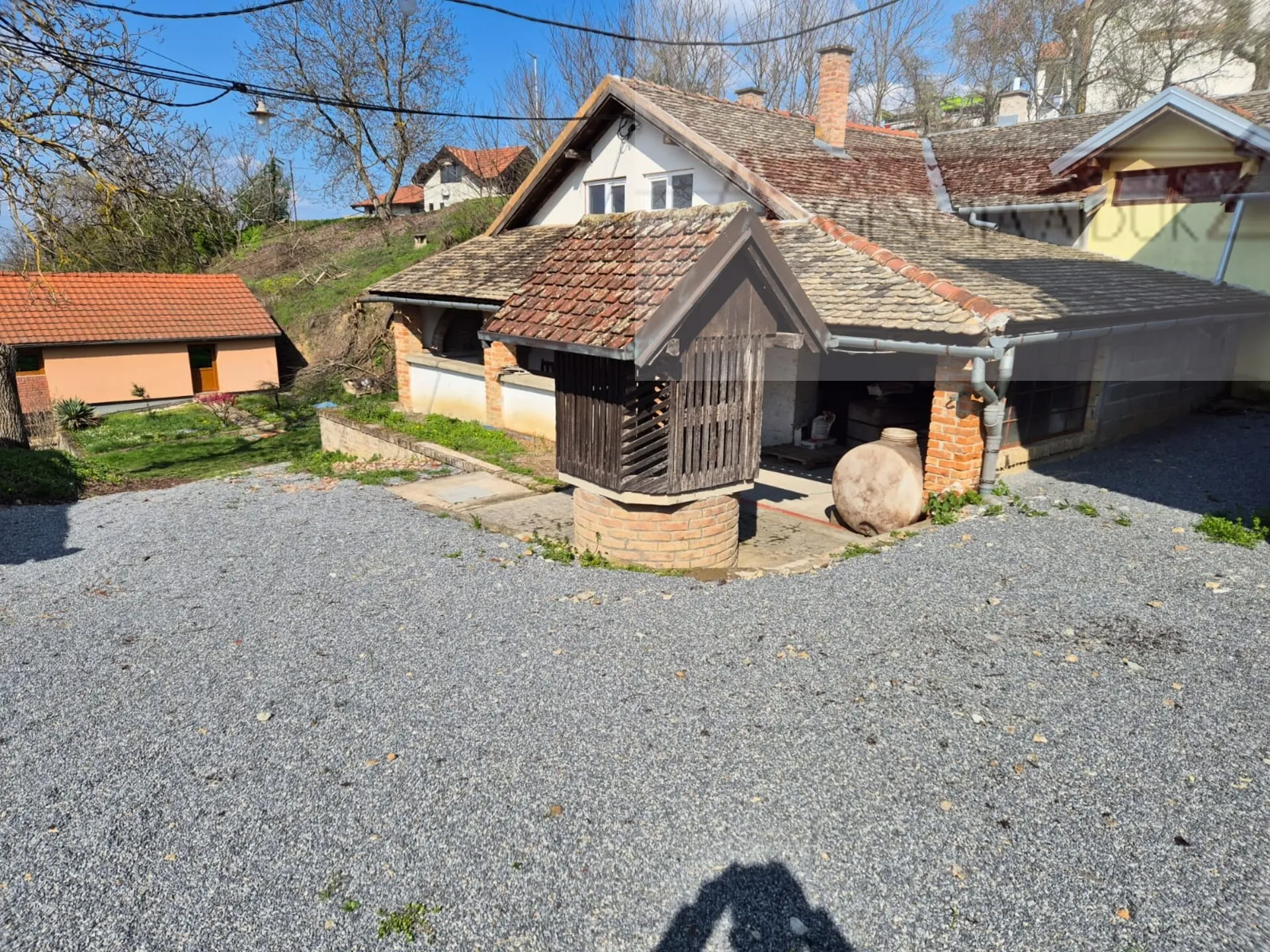 draž obiteljska vinarija sa stambenim dijelom 766 m2 na 1,7ha - slika 3