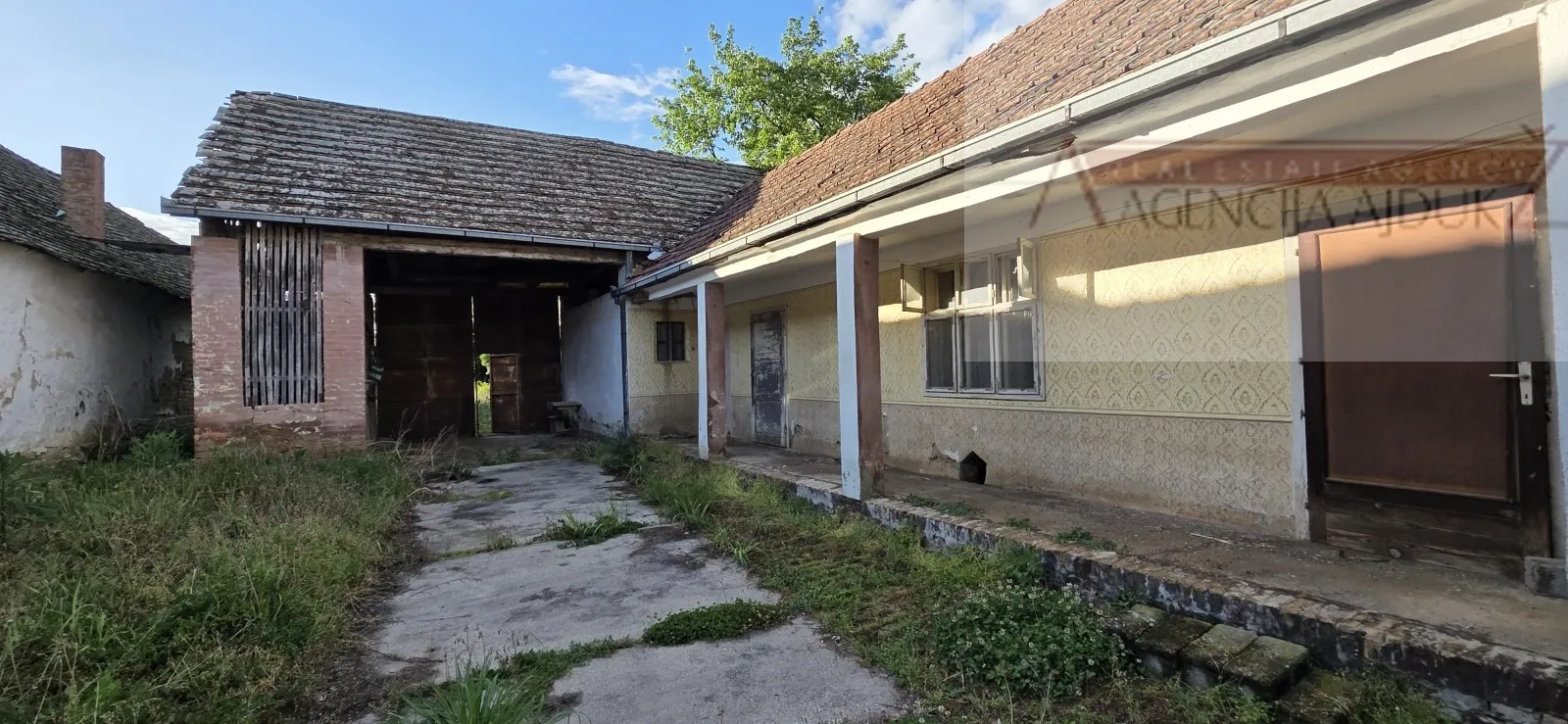 draž baranja kuća + pomoćni objekti 571 m2, zemljište 2570 m2 - slika 4