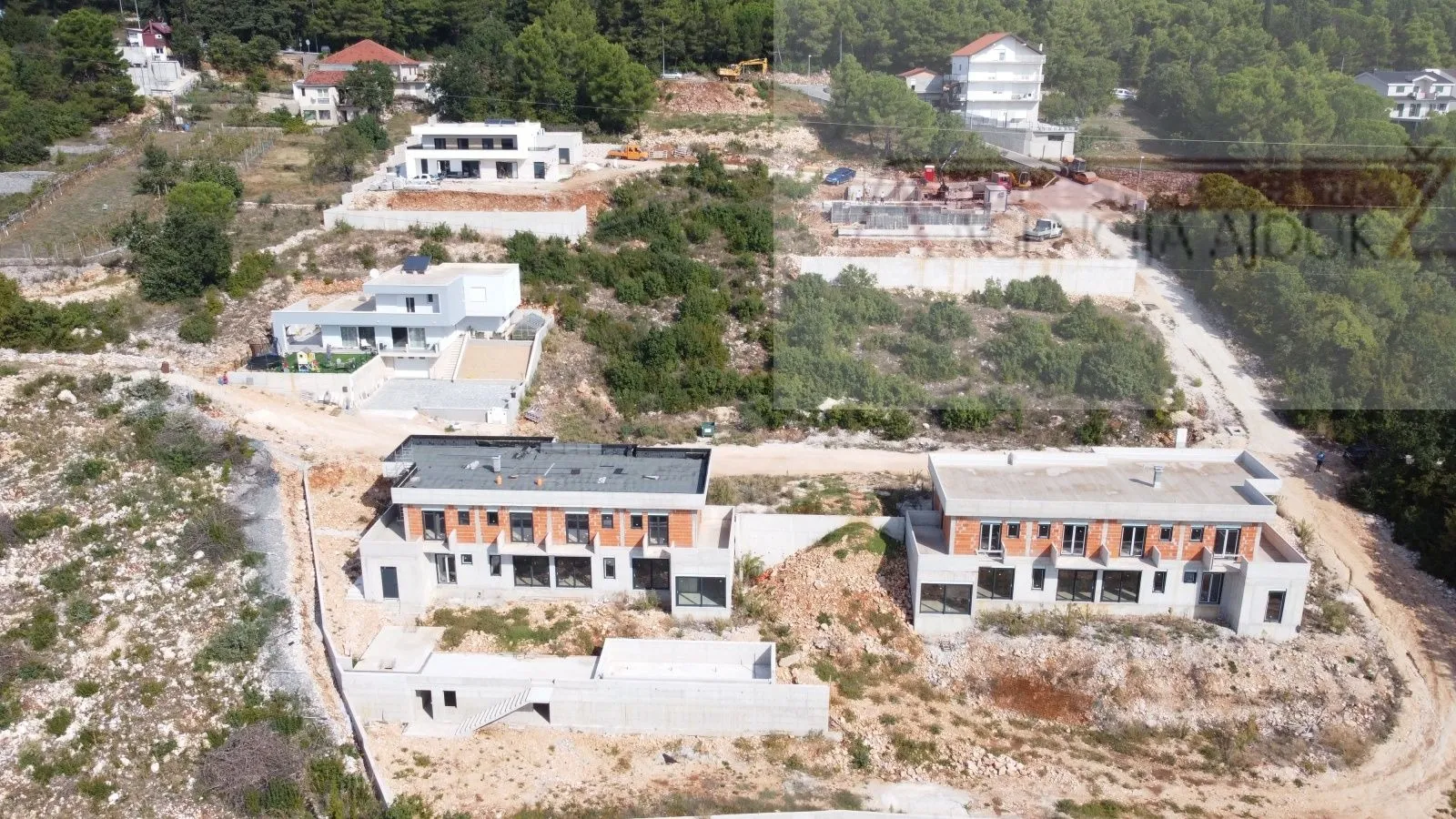 imotski vila (roh-bau) 390 m2 vrhunska lokacija - ekskluziva - slika 7