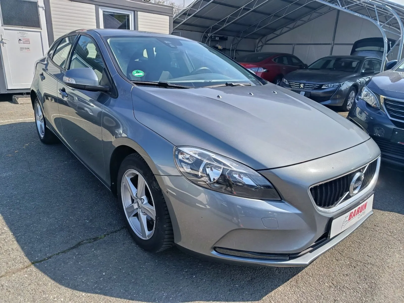 volvo v40,jamstvo. leasing - slika 2