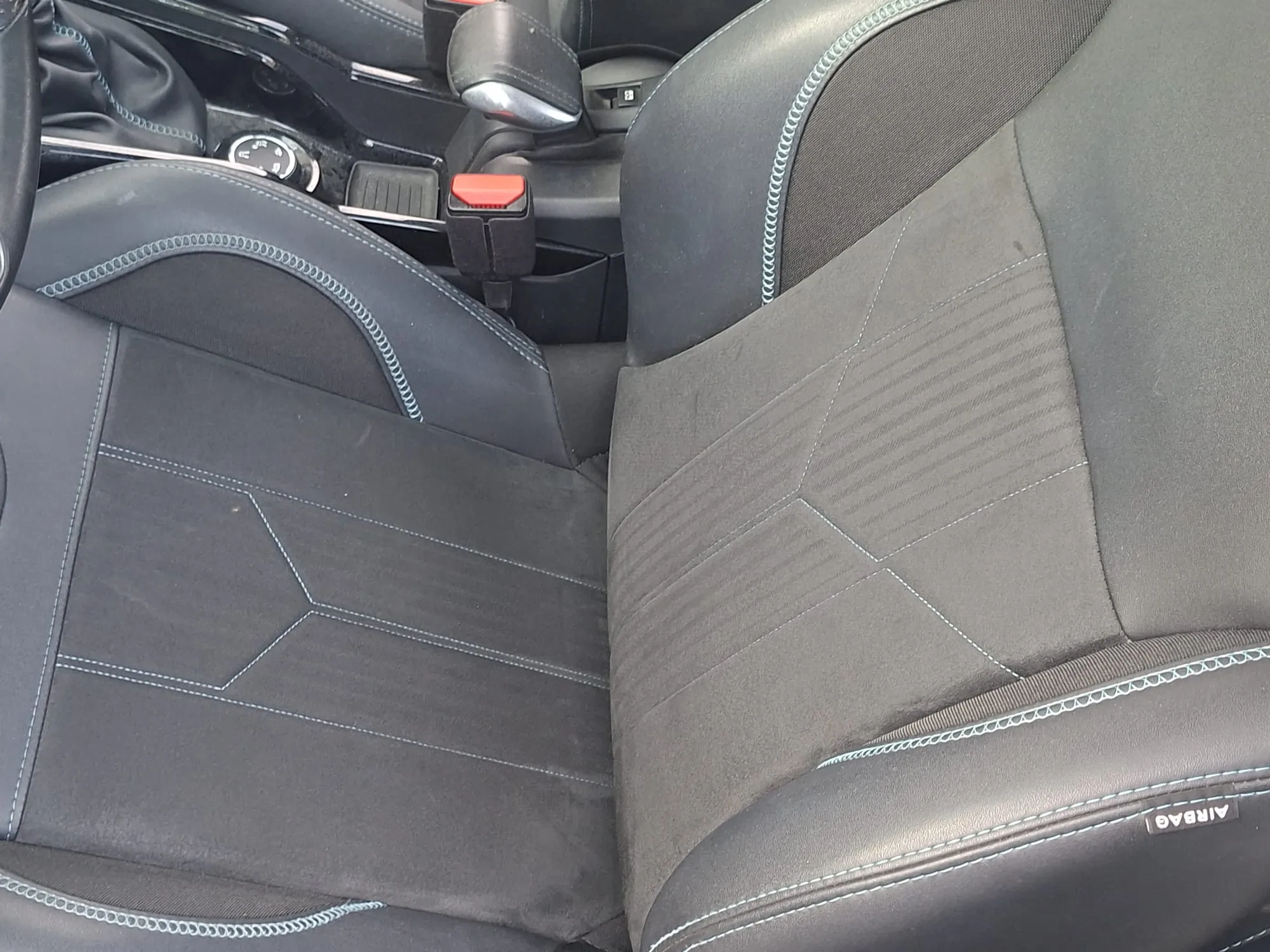 prodajem peugeot 2008 bluehdi - slika 14