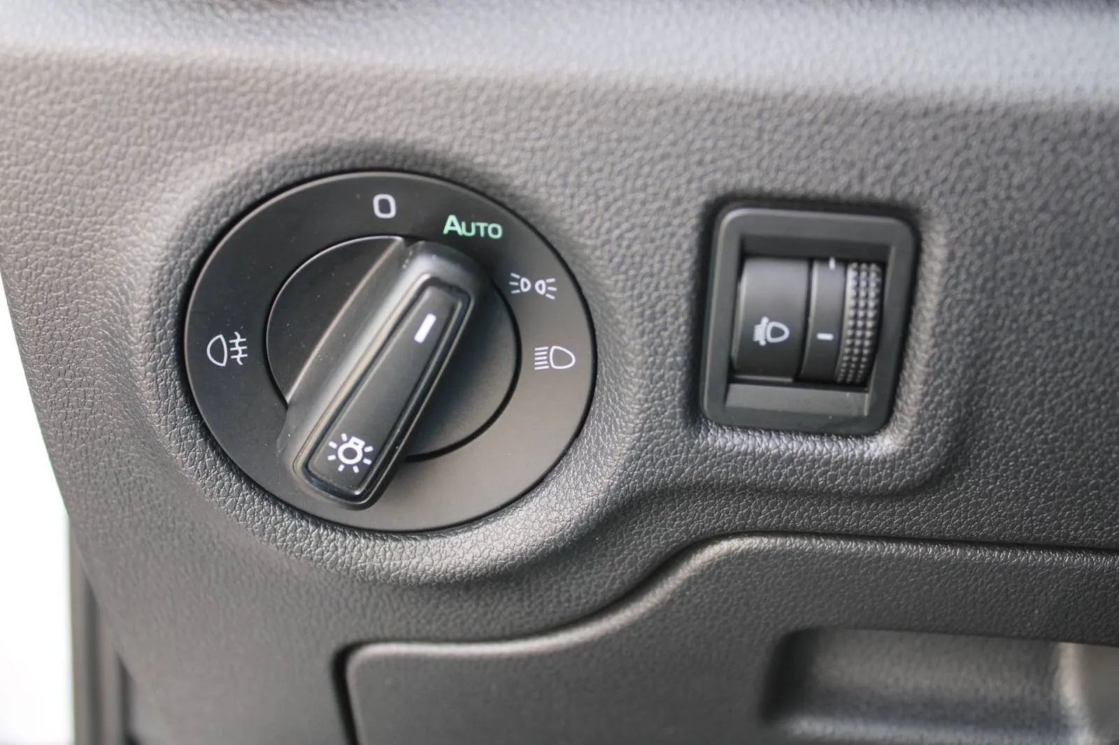 škoda fabia 1.0 tsi - slika 10