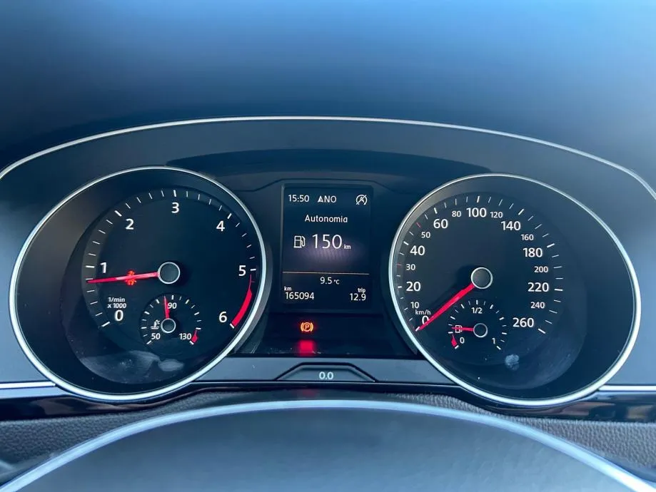vw passat sw 2.0 tdi - 2015 - navi - servo - abs - reg 1 god !!! - slika 13