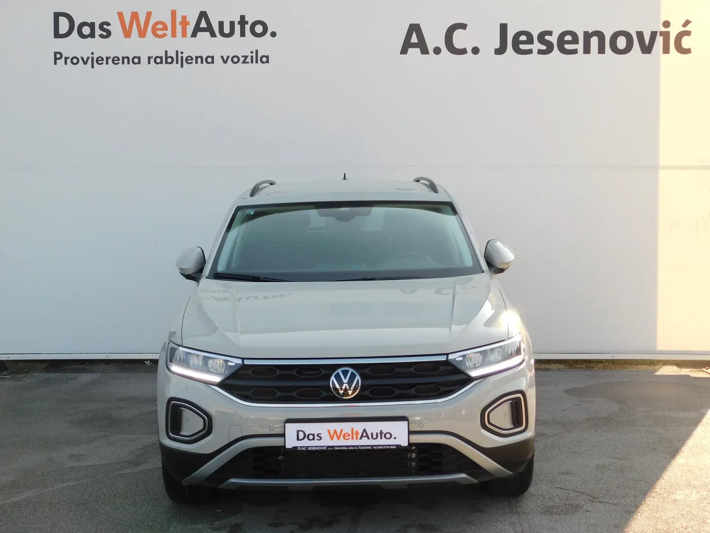 11626 volkswagen t-roc 1.0 tsi 4life - slika 2