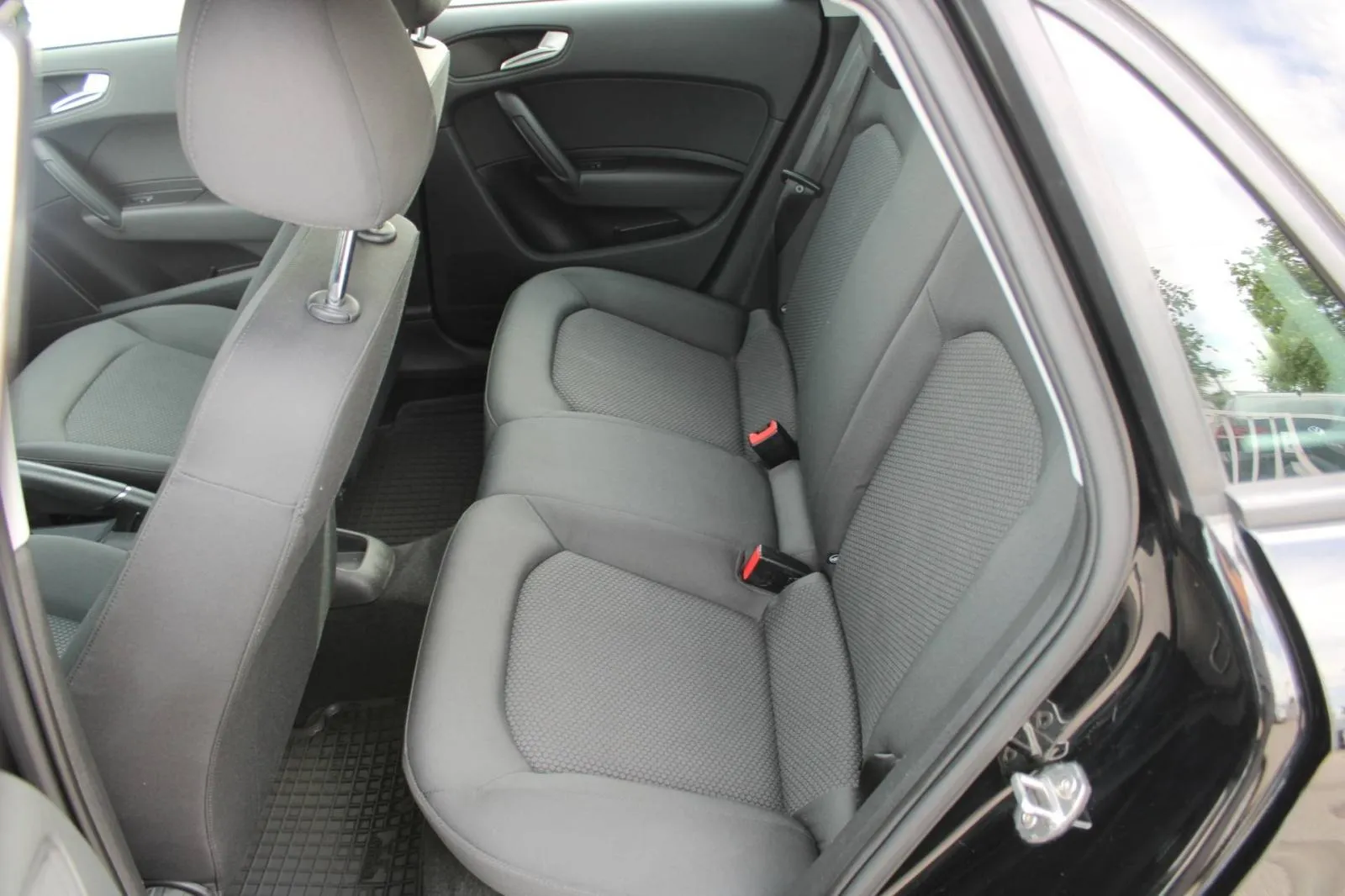 audi a1 1.0 tfsi sportback - slika 12