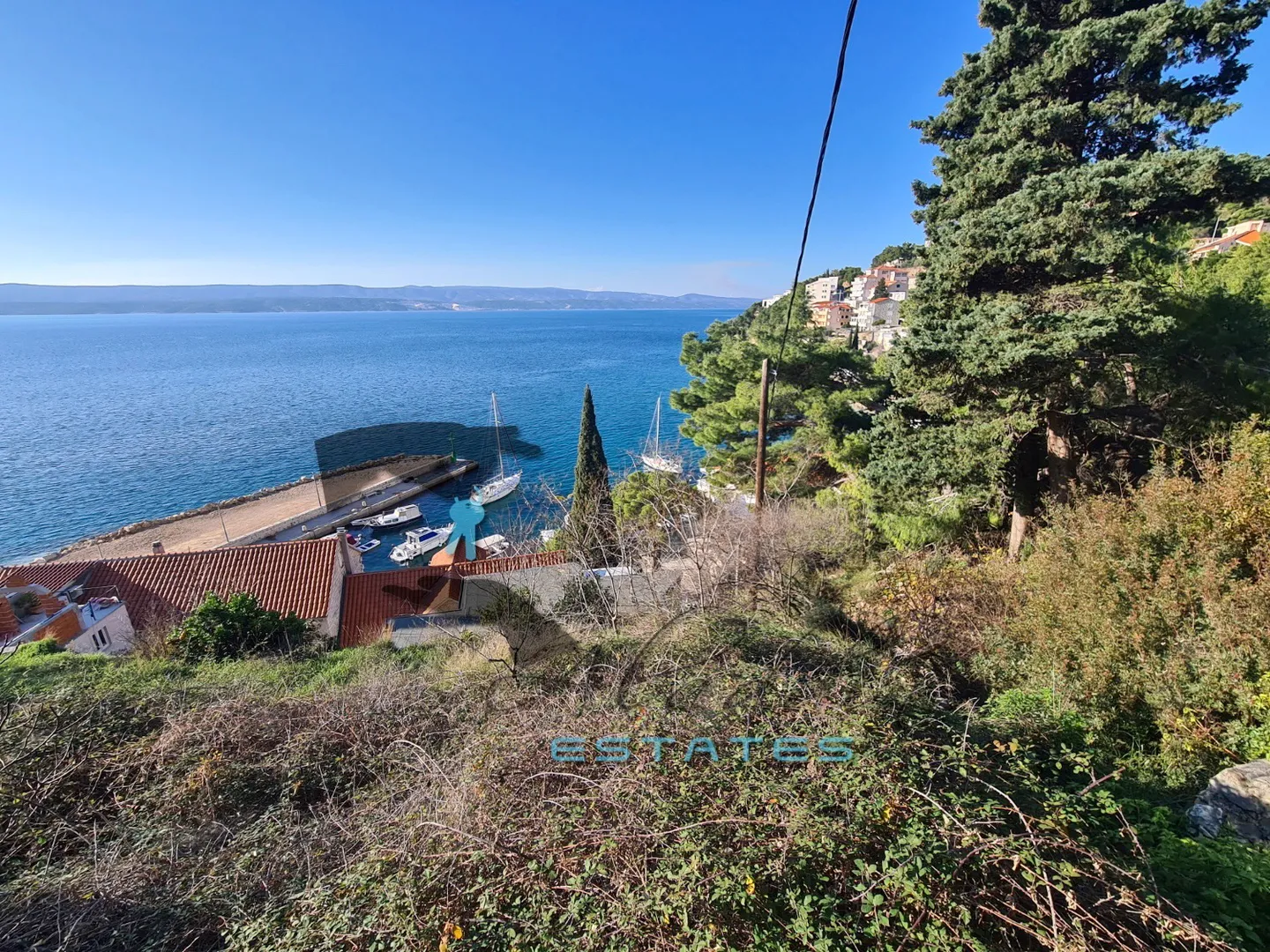 Mimice, iznimno zemljište do mora s idejnim projektom, 488 m2 - Omiš