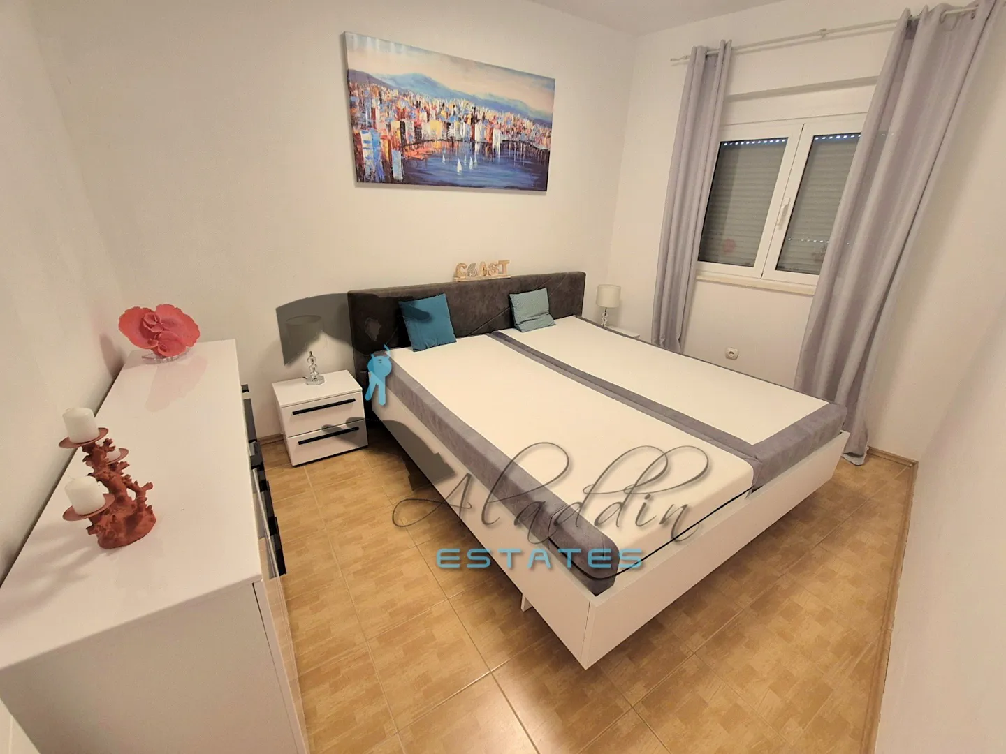 marina, odličan dvosobni stan s pogledom na more, bazenom i vrtnom sjenicom, 69 m2 - slika 7
