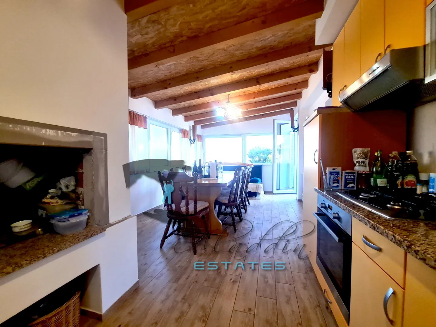 okrug gornji, super raskošan stan s garažom i pogledom na more, 140 m2 - slika 11
