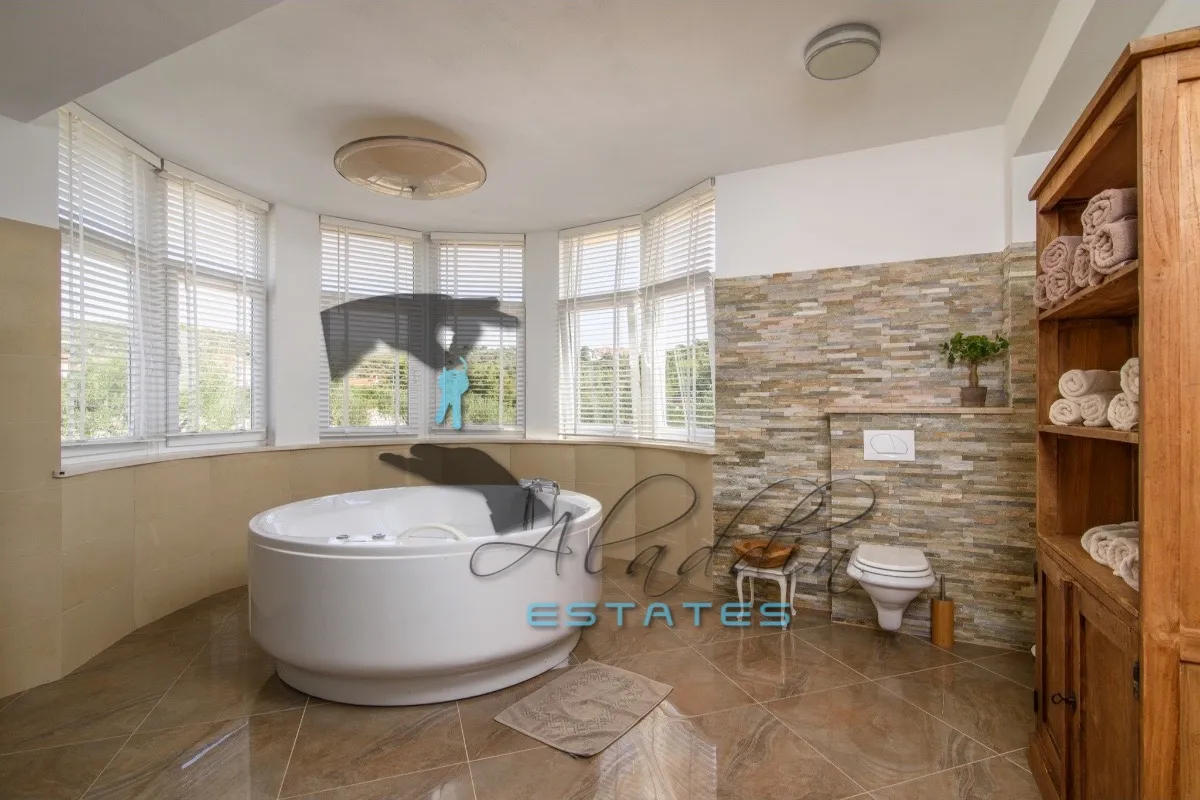 sevid, spektakularna moderna vila s prekrasnim pogledom na more, 492 m2 - slika 15