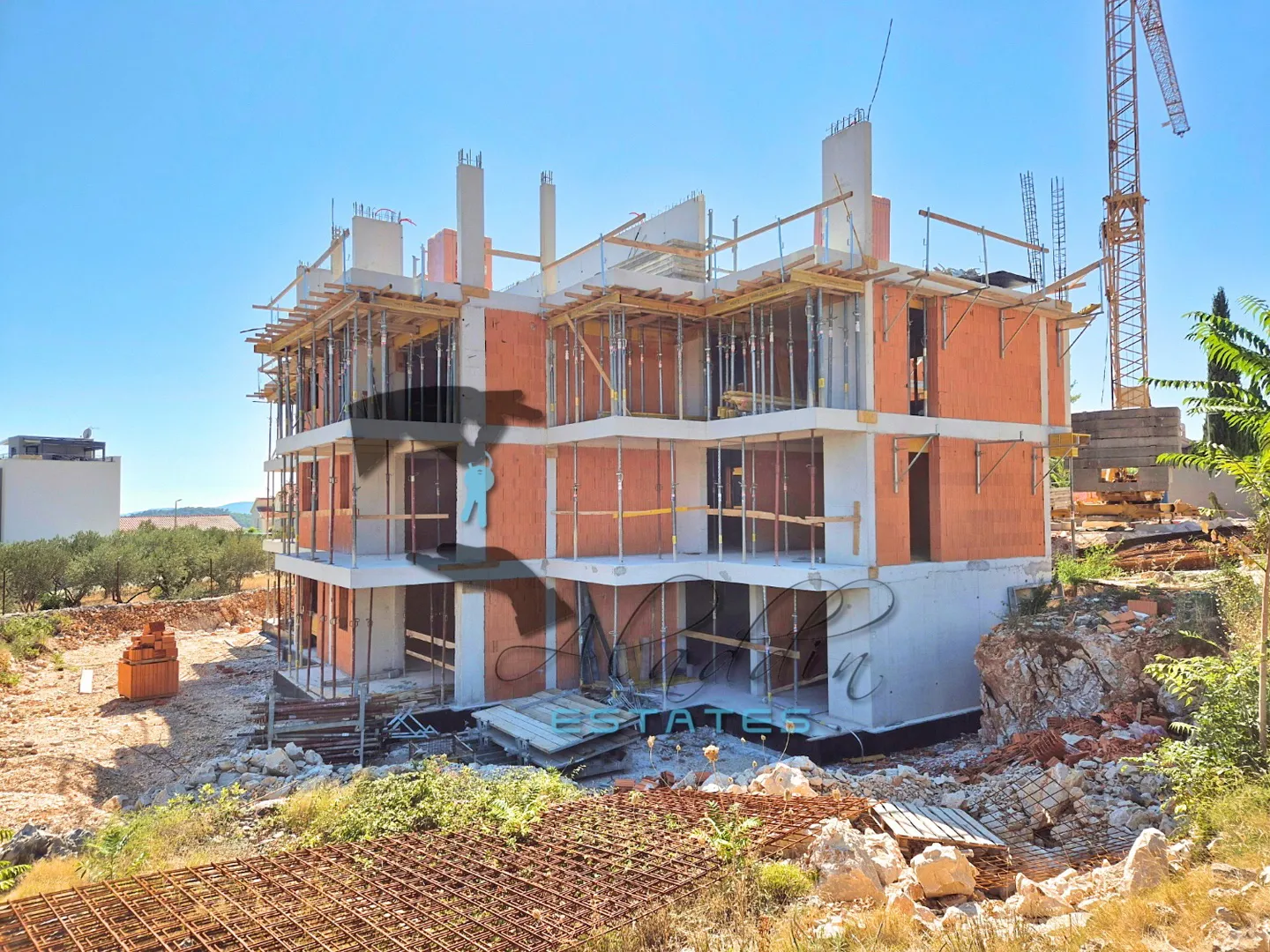 okrug gornji, raskošni stan u novogradnji s vrtom, suteren, 75 m2 - slika 2