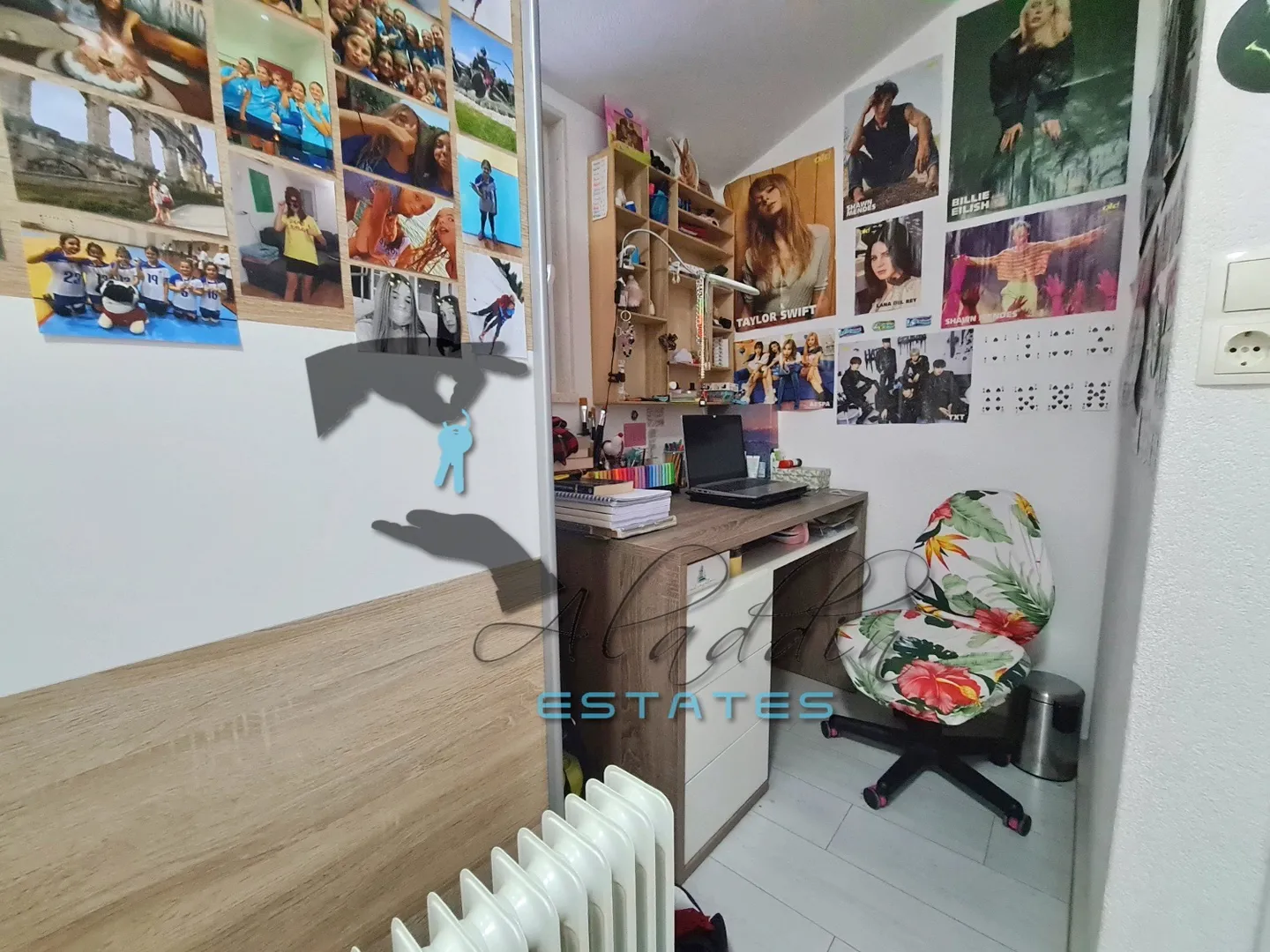 okrug gornji, elegantna obiteljska kuća s dva stana i bazenom, 153 m2 - slika 7