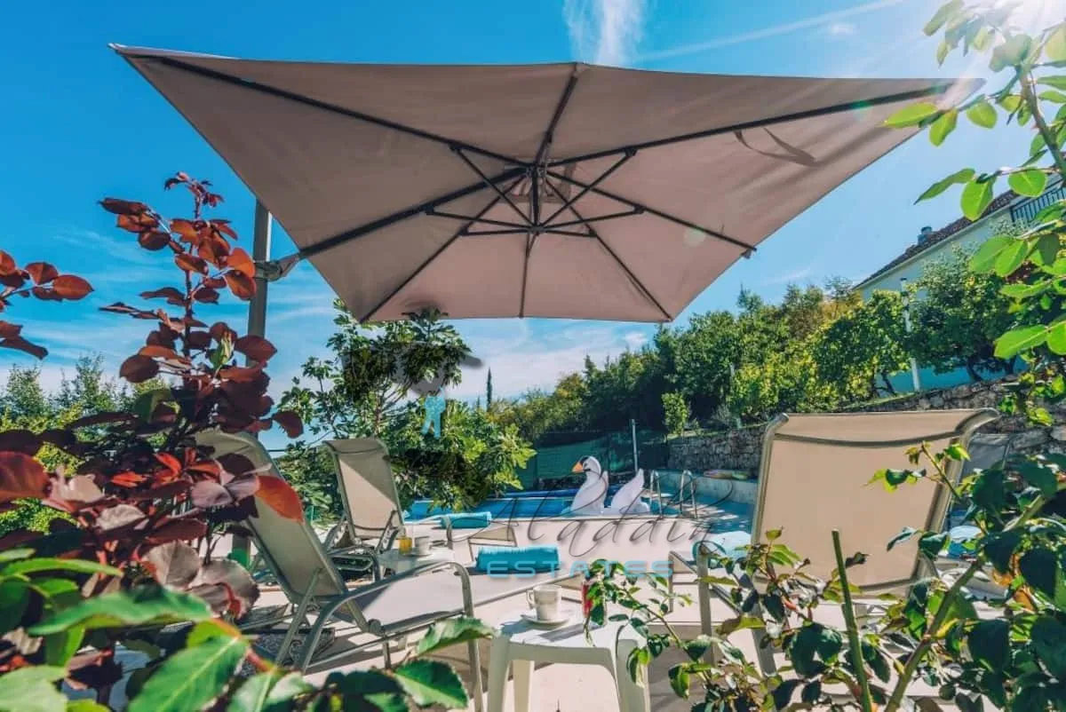 imotski, raskošna vila s bazenom i prekrasnim pogledom, 250 m2 - slika 24