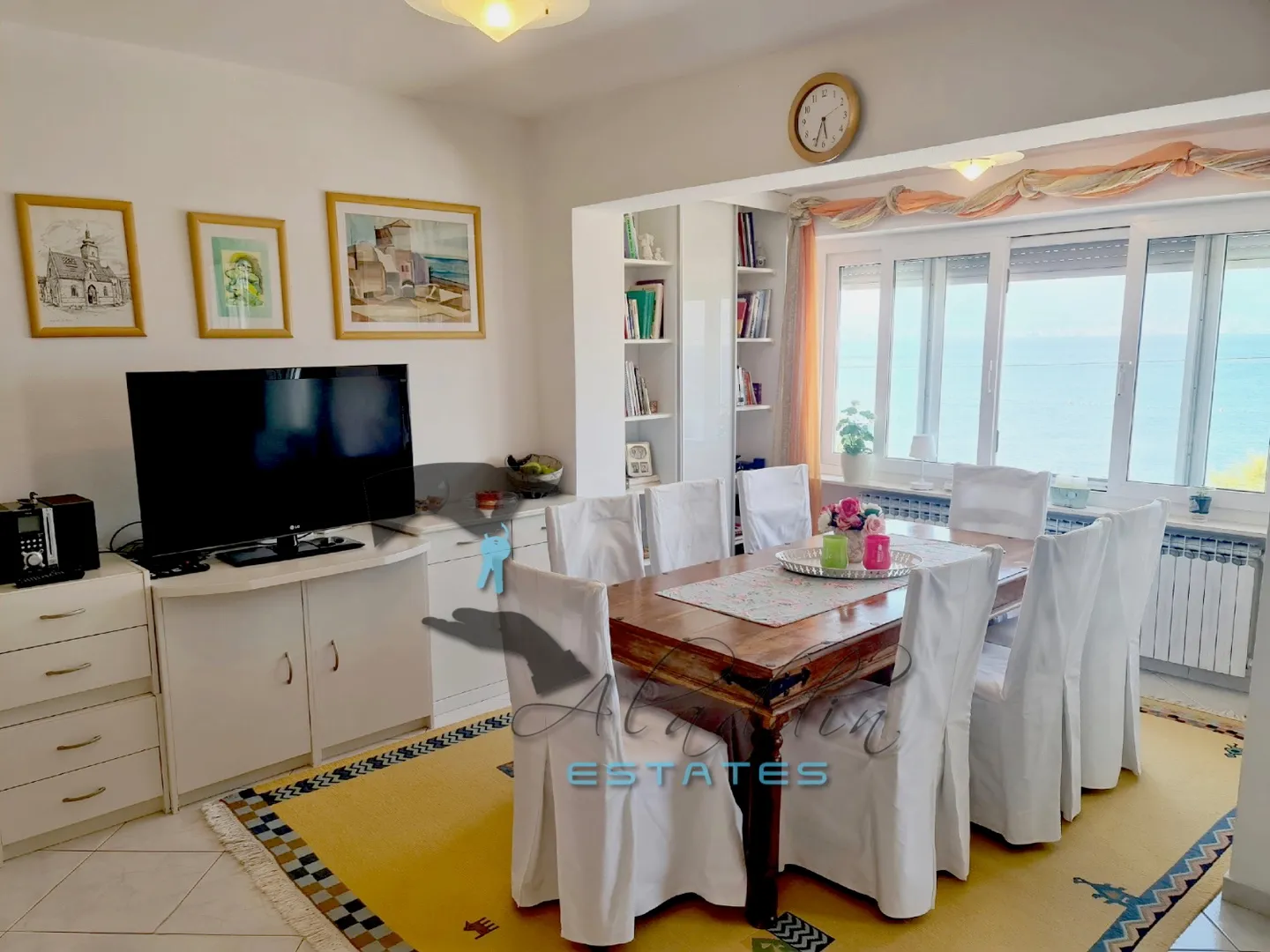 slatine, profinjena stambena kuća u prvom redu do mora, 421 m2 - slika 3