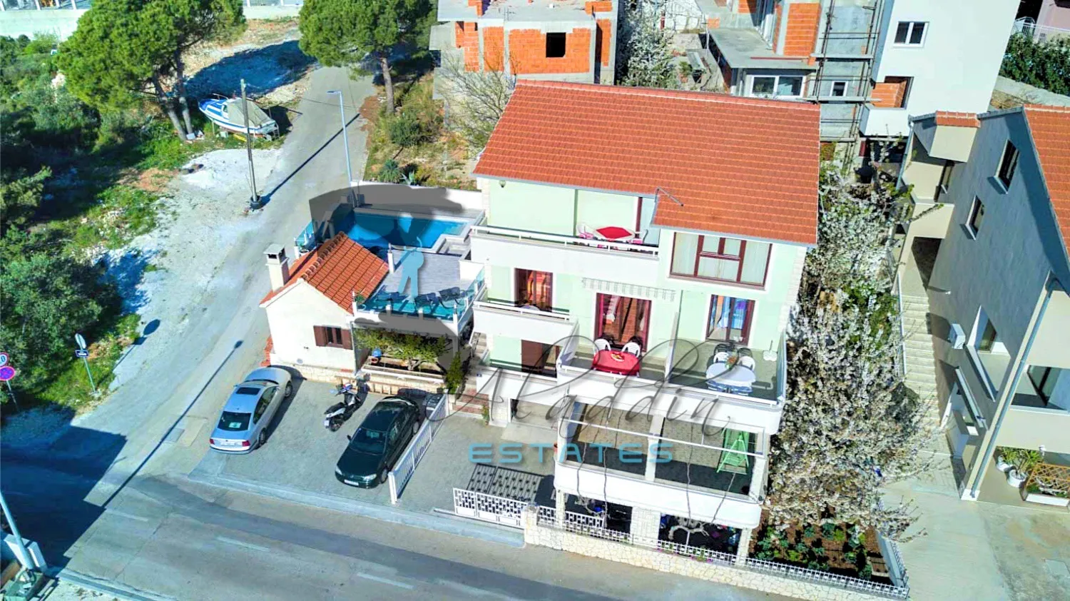 okrug gornji, elegantna stambena kuća sa 6 jedinica i bazenom, 372 m2 - slika 29