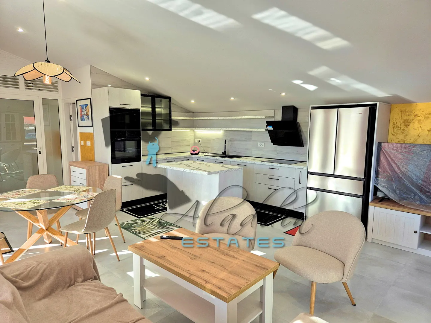 vodice, čista mala, prekrasna kuća za odmor s bazenom, 244 m2 - slika 11