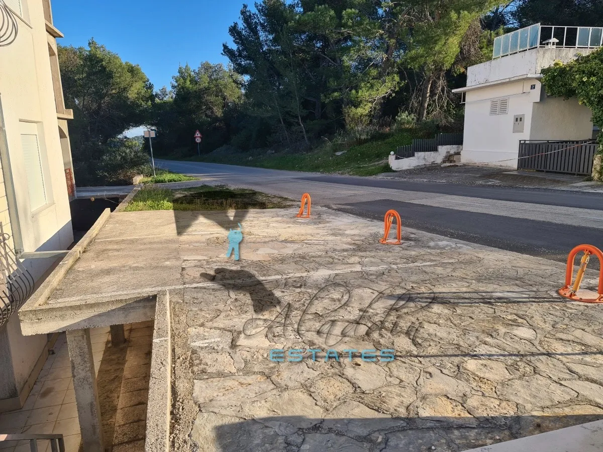 okrug donji, velika apartmanska kuća s pogledom na more, 591 m2 - slika 17
