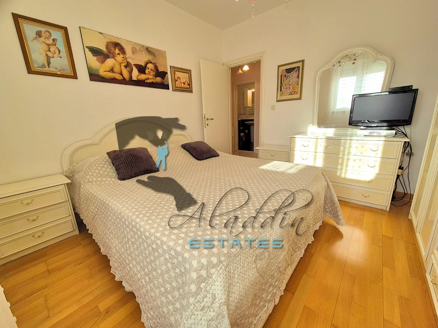 trogir, odličan dvosobni stan s pogledom na more, 69 m2 - slika 8