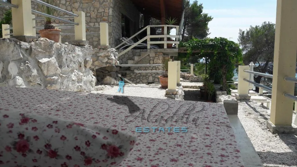 okrug gornji, prekrasna kuća za odmor u prvom redu do mora, 140 m2 - slika 27