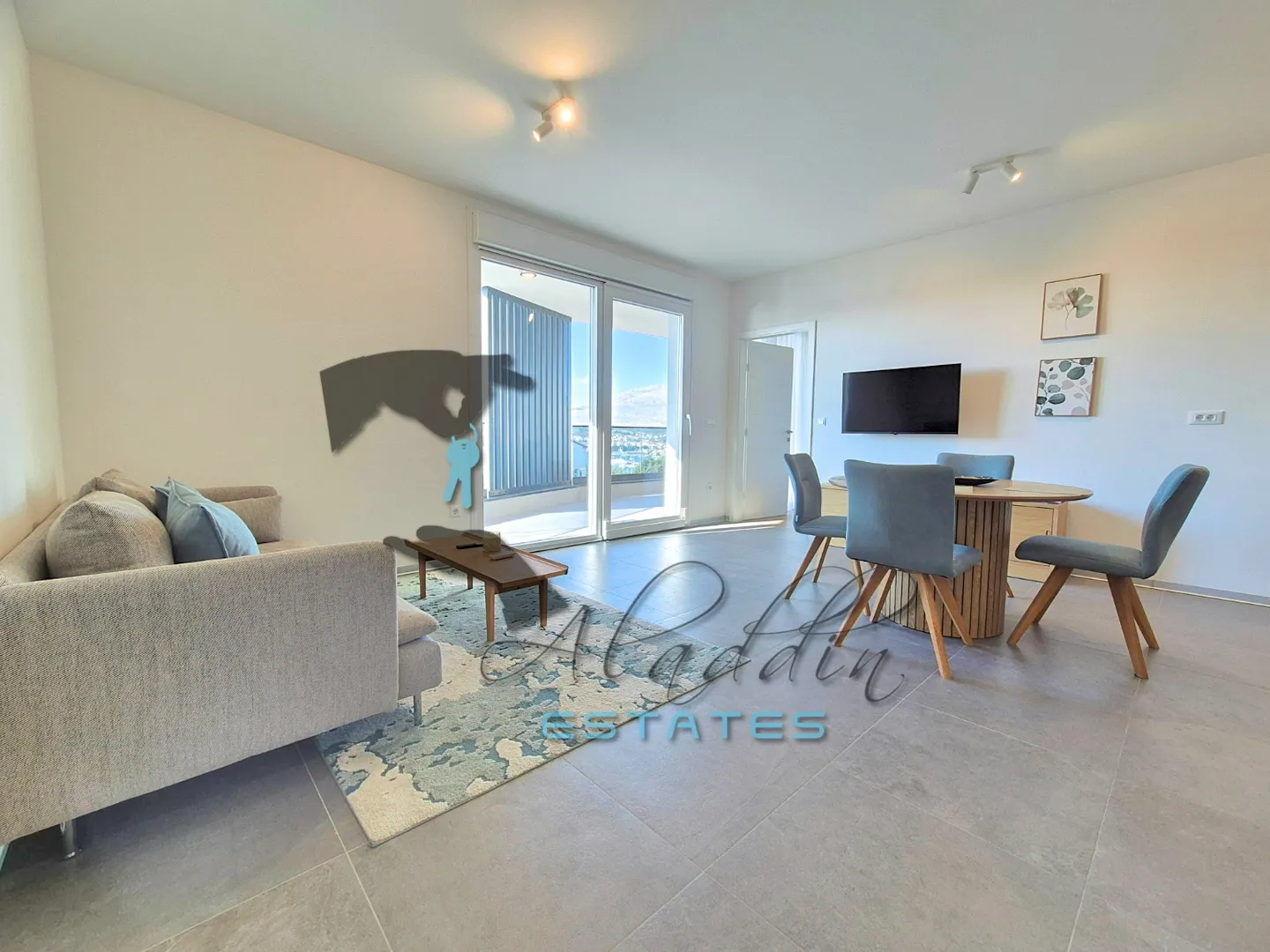 trogir, vrhunski penthouse stan sa spektakularnim pogledom, 105 m2 - slika 2