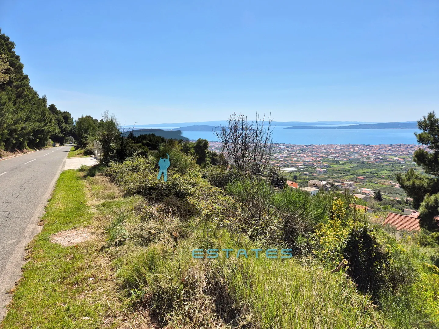Kaštel Stari, iznimno atraktivna poljoprivredna čestica s pogledom i pristupom, 1074 m2 - Kaštel Stari, Kaštela