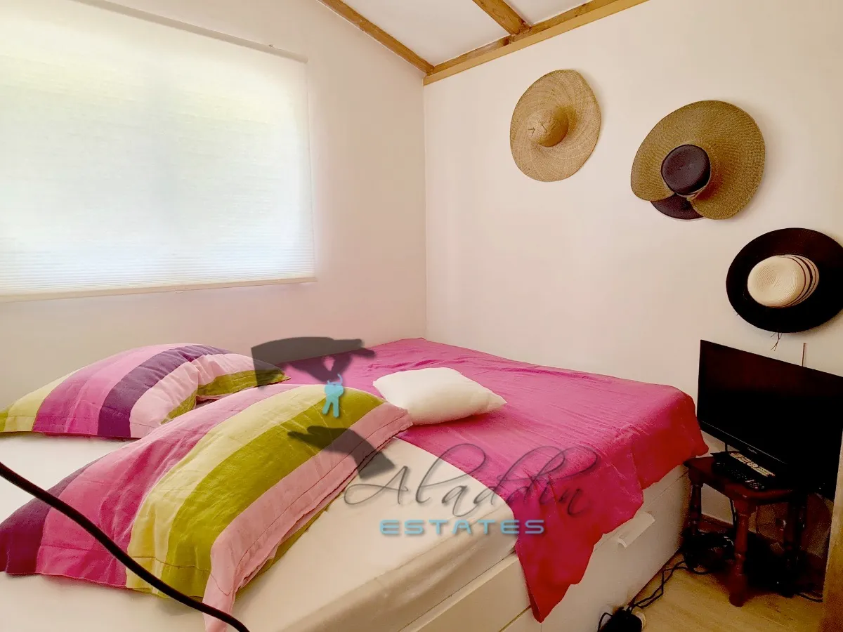 kaštel štafilić, očaravajuća vila s pomoćnom zgradom, velikim bazenom i pogledom na more, 324 m2 - slika 28