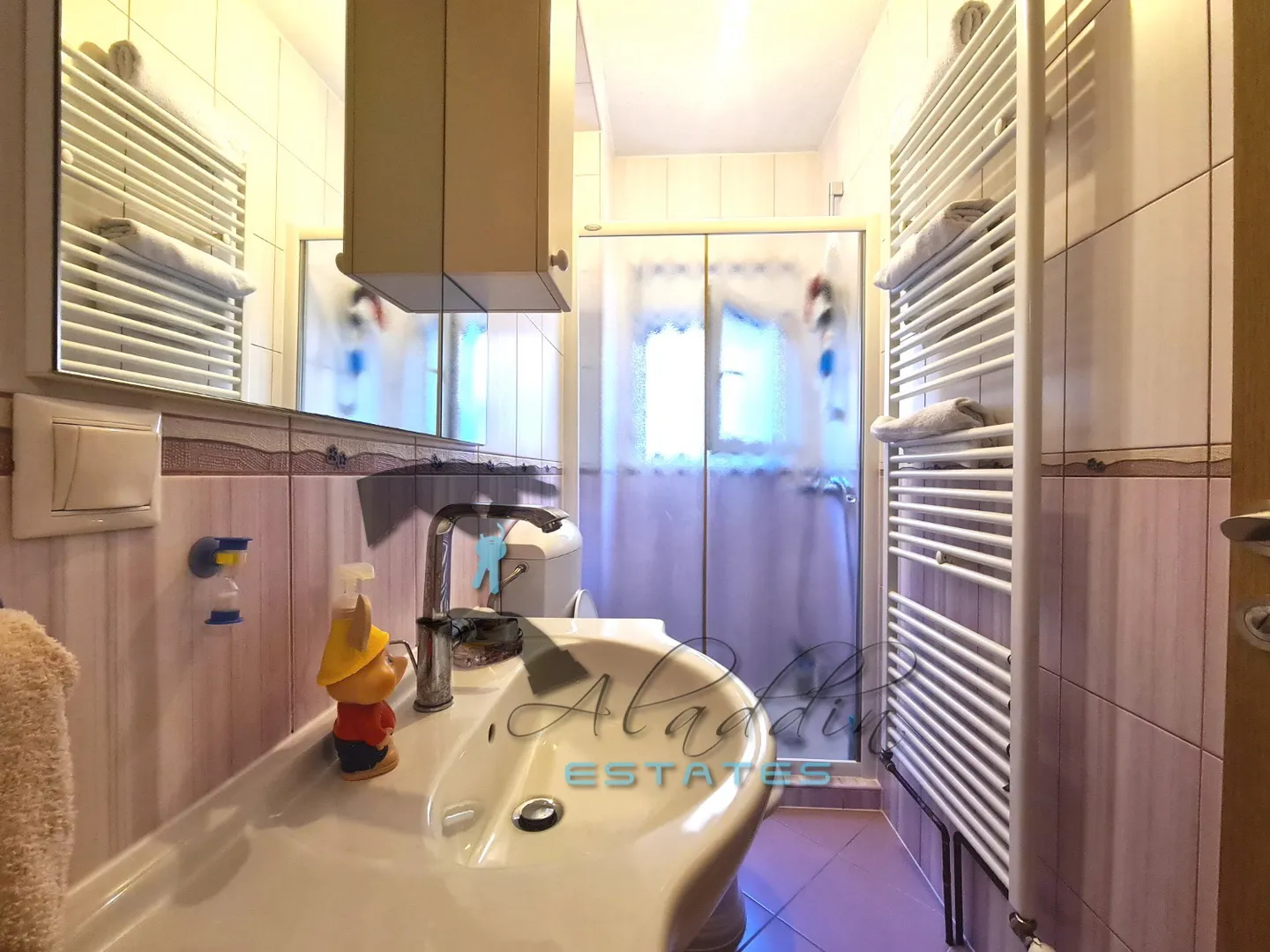 okrug gornji, super raskošan stan s garažom i pogledom na more, 140 m2 - slika 8