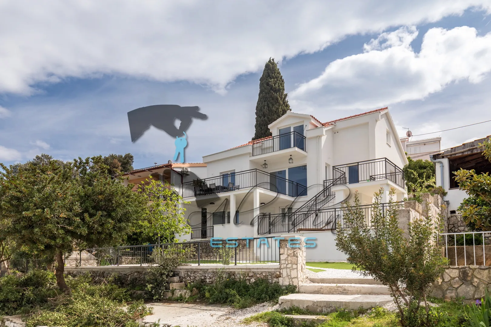 seget vranjica, luksuzna vila s tri stambene jedinice u prvom redu do mora, 296 m2 - slika 37