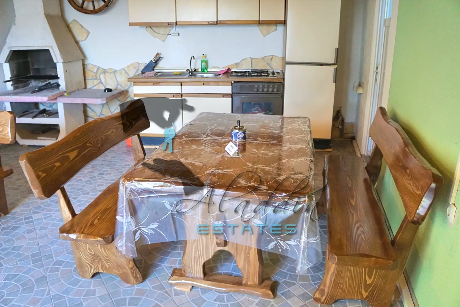 okrug gornji, elegantna stambena kuća sa 6 jedinica i bazenom, 372 m2 - slika 28