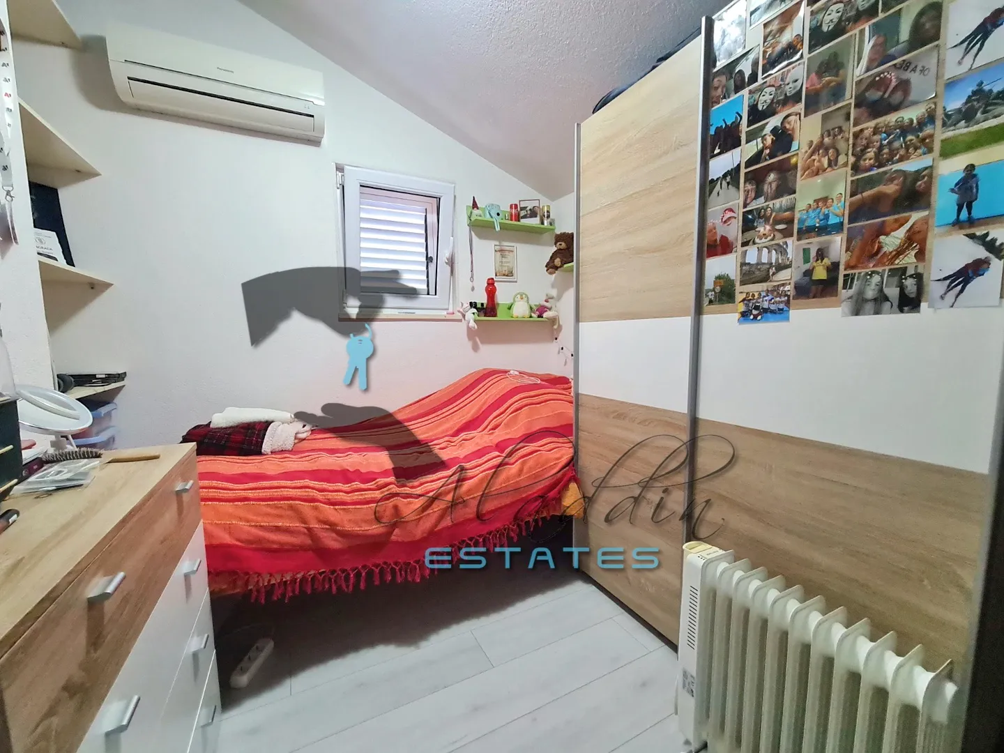 okrug gornji, elegantna obiteljska kuća s dva stana i bazenom, 153 m2 - slika 6