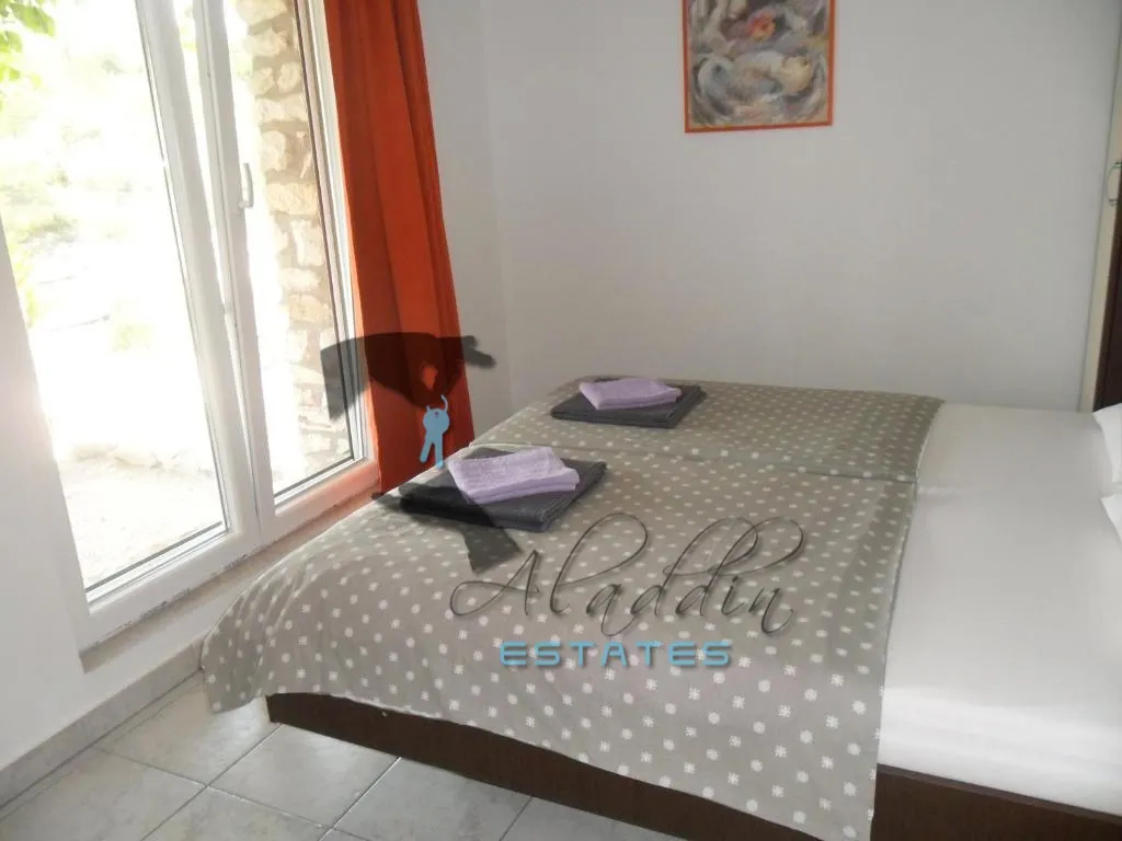okrug gornji, prekrasna kuća za odmor u prvom redu do mora, 140 m2 - slika 24