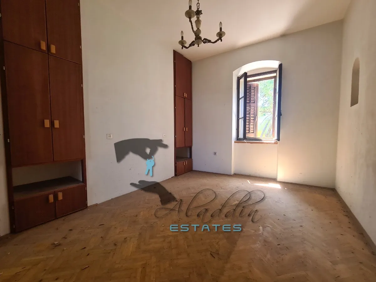 sutivan, raskošna tradicionalna vila u prvom redu do mora, za adaptaciju, 248 m2 - slika 21