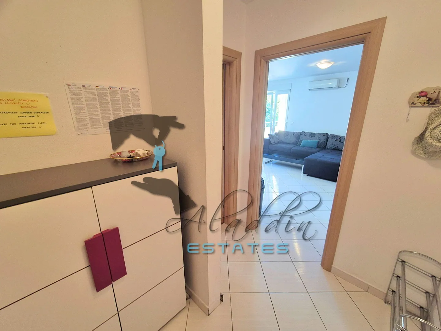 okrug gornji, odličan dvosobni stan s pogledom na more, 62 m2 - slika 12