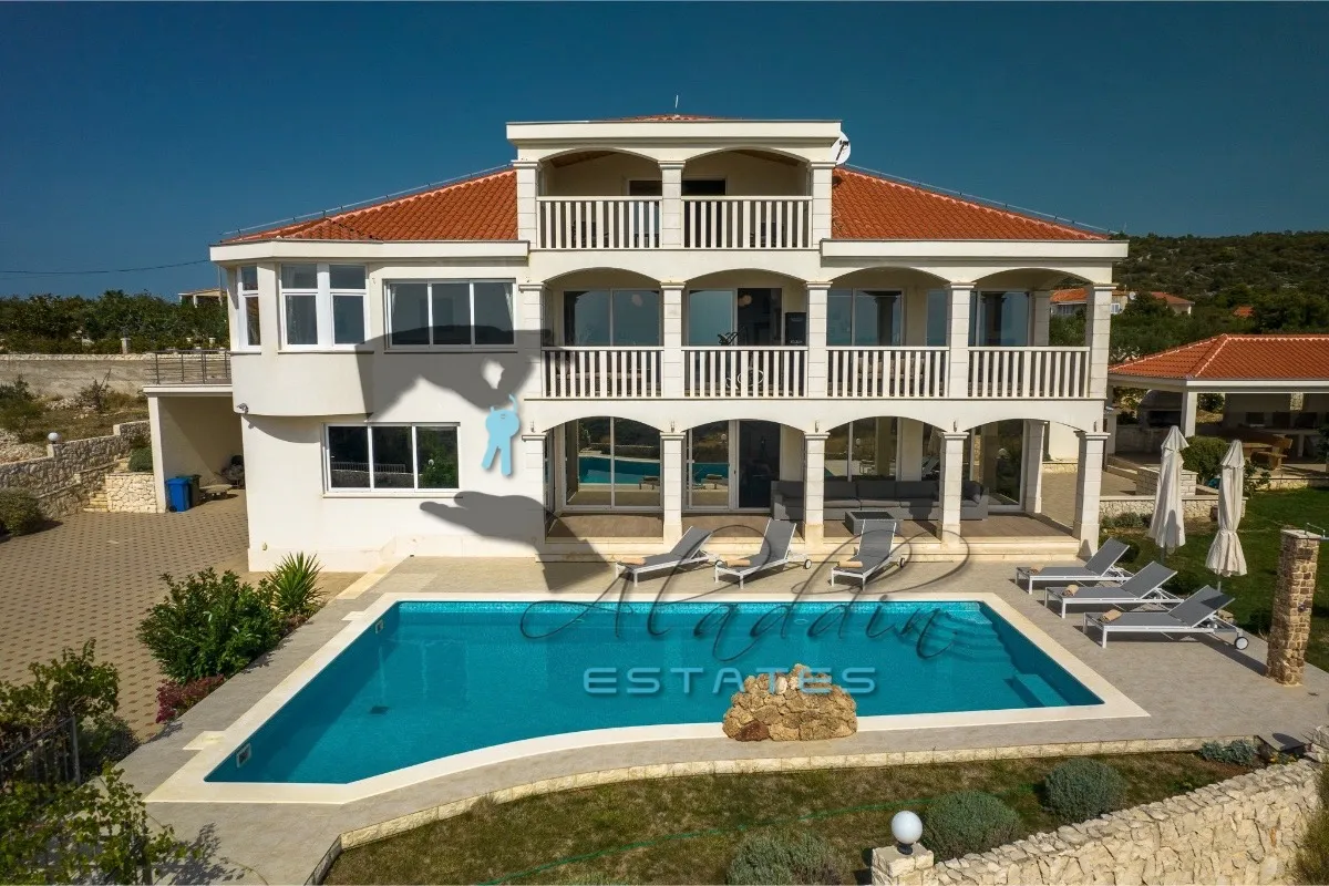 sevid, spektakularna moderna vila s prekrasnim pogledom na more, 492 m2 - slika 27