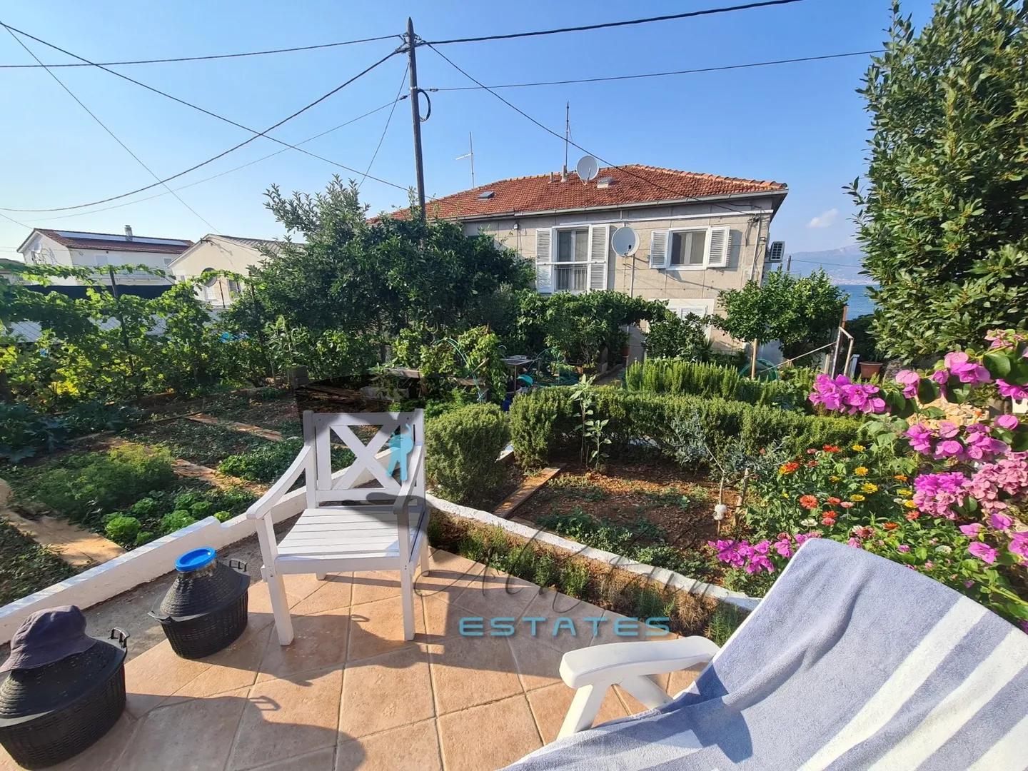 slatine, profinjena stambena kuća u prvom redu do mora, 421 m2 - slika 22