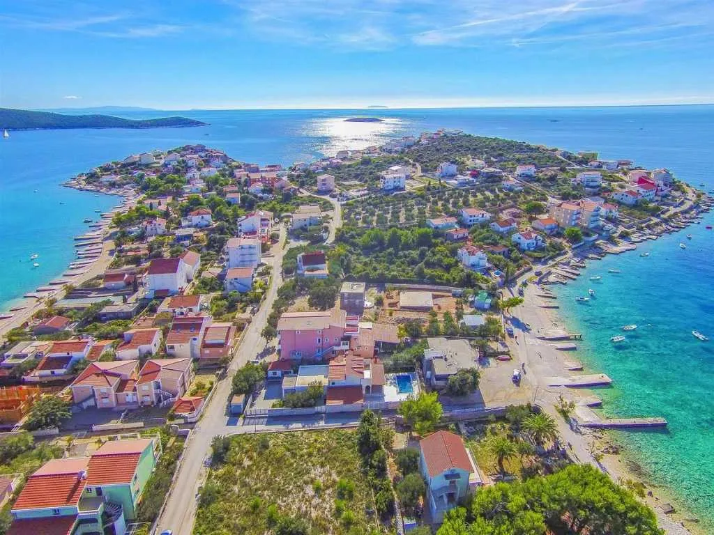 Sevid, super atraktivna čestica prvi red do mora, pravomoćna građevinska dozvola, 680 m2 - Marina