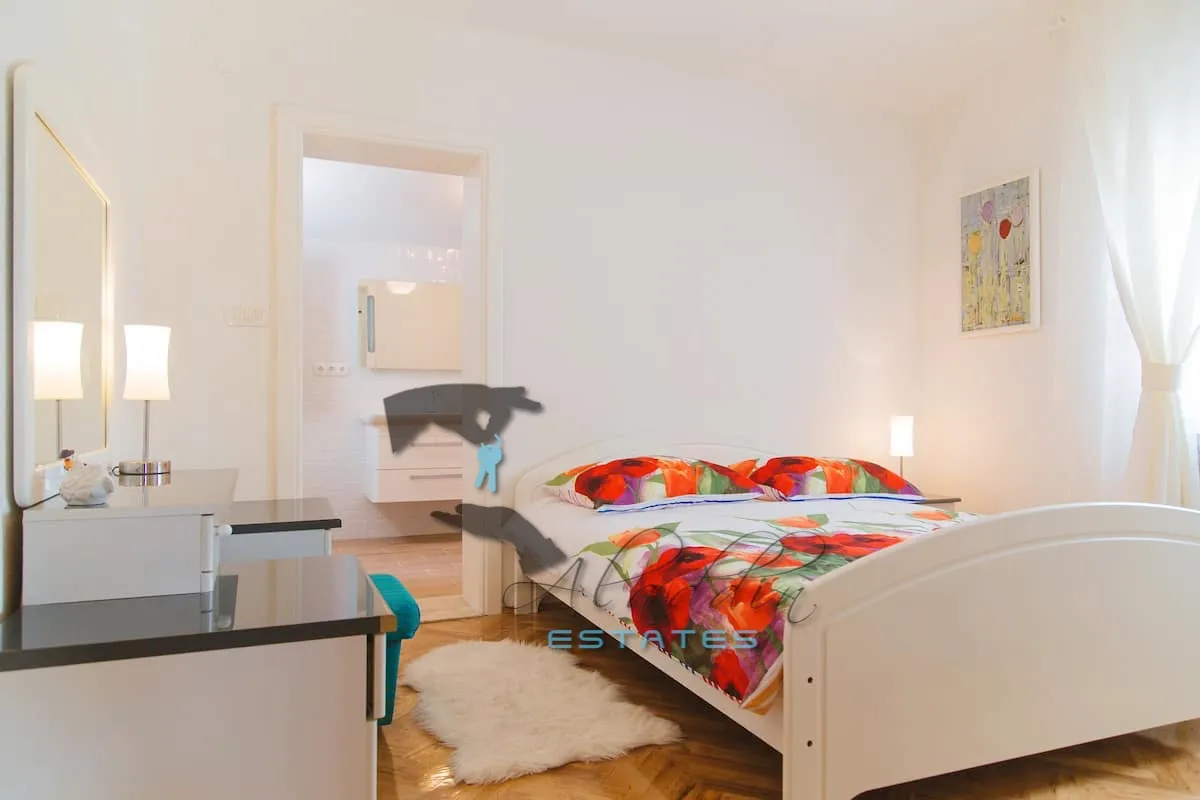 imotski, raskošna vila s bazenom i prekrasnim pogledom, 250 m2 - slika 2