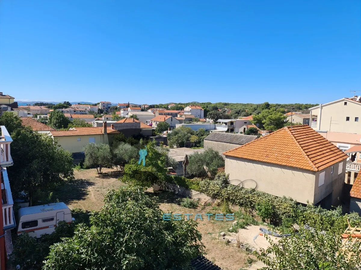 pakoštane, stambeno-poslovna zgrada u samom centru naselja, 620 m2 - slika 10