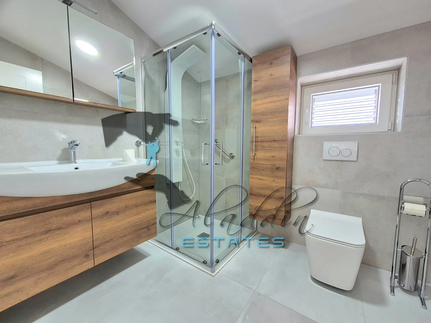 vodice, čista mala, prekrasna kuća za odmor s bazenom, 244 m2 - slika 17