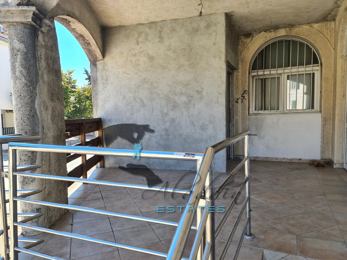 pakoštane, stambeno-poslovna zgrada u samom centru naselja, 620 m2 - slika 2