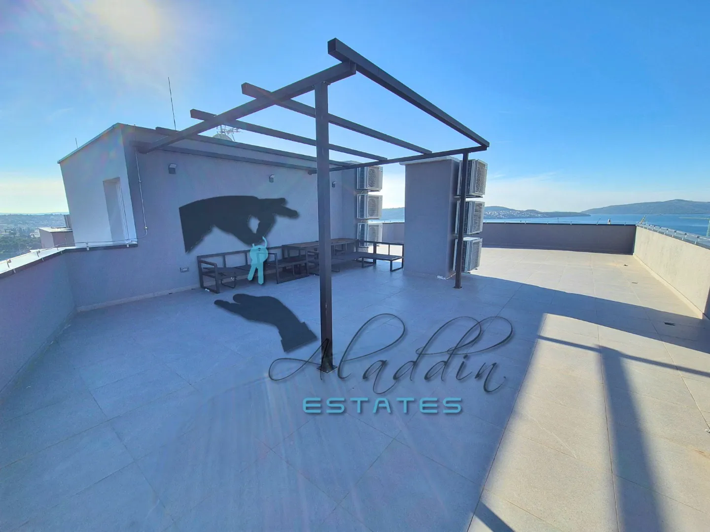 trogir, vrhunski penthouse stan sa spektakularnim pogledom, 88 m2 - slika 13