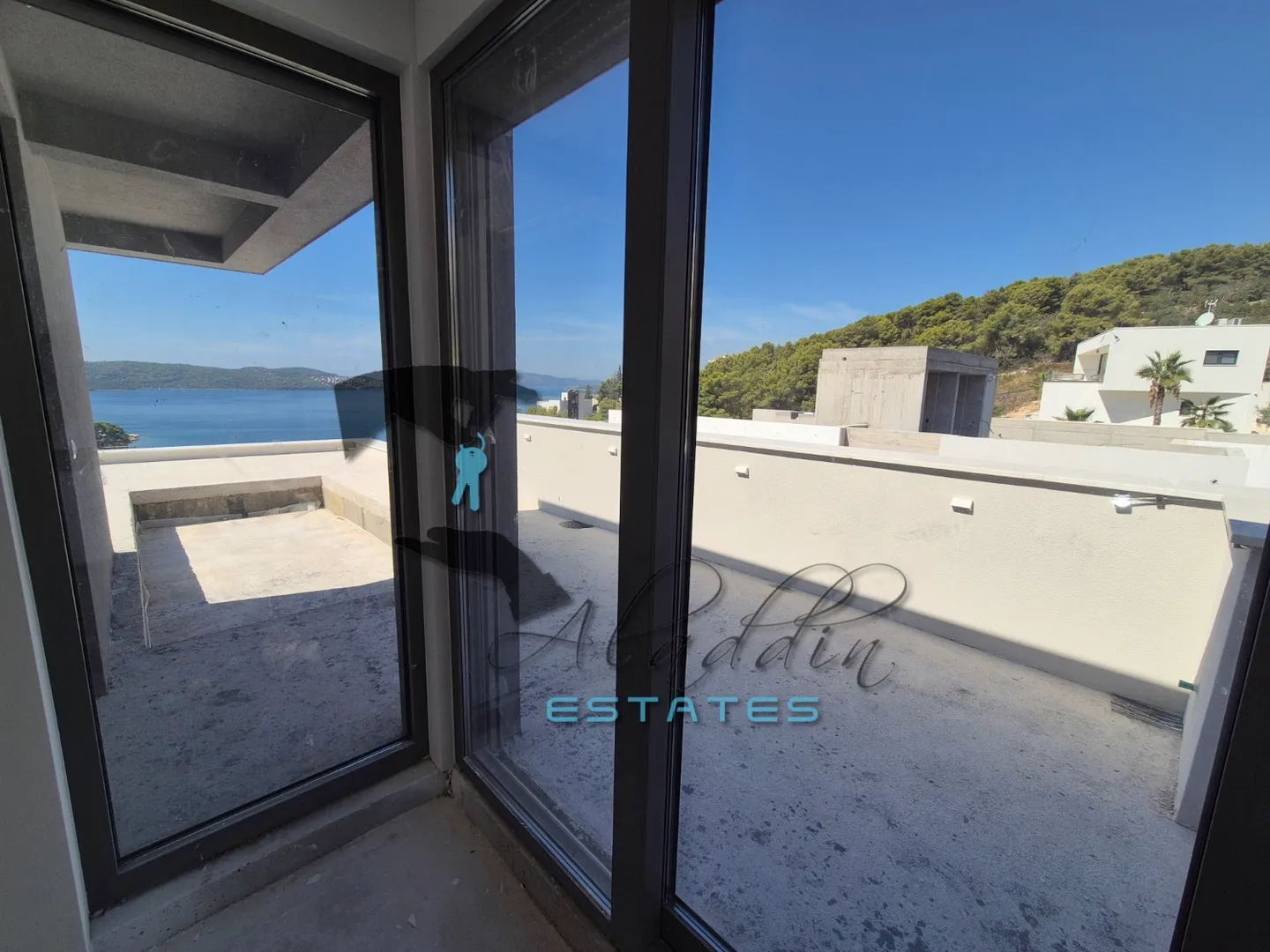 trogir, vrhunski stan u novogradnji, bazen, prekrasan pogled, 151 m2 - slika 19