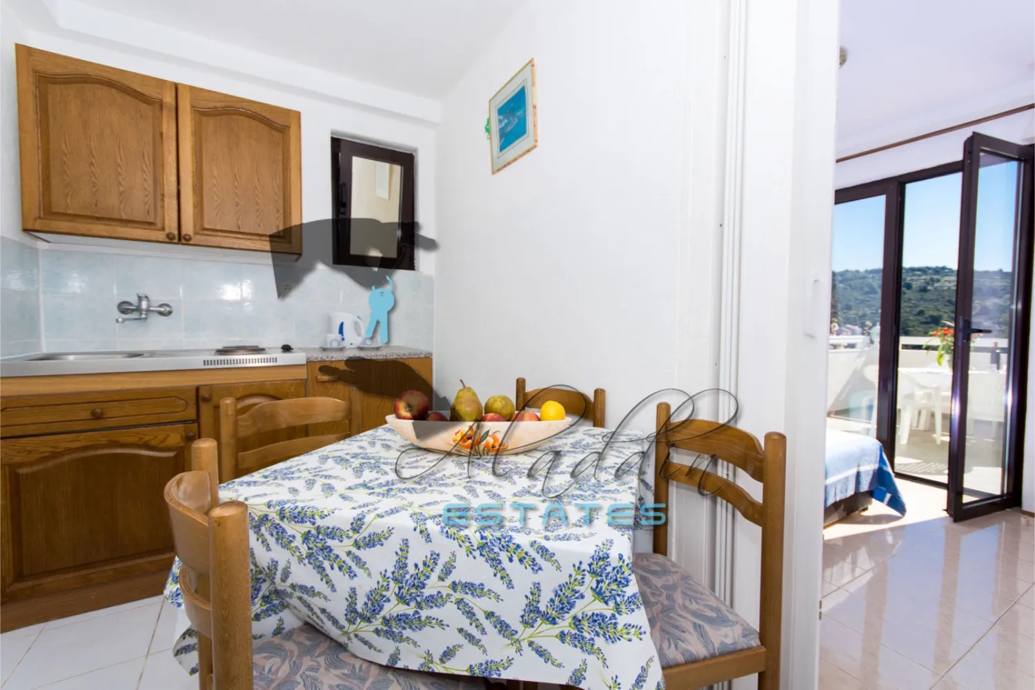 okrug gornji, elegantna stambena kuća sa 6 jedinica i bazenom, 372 m2 - slika 7