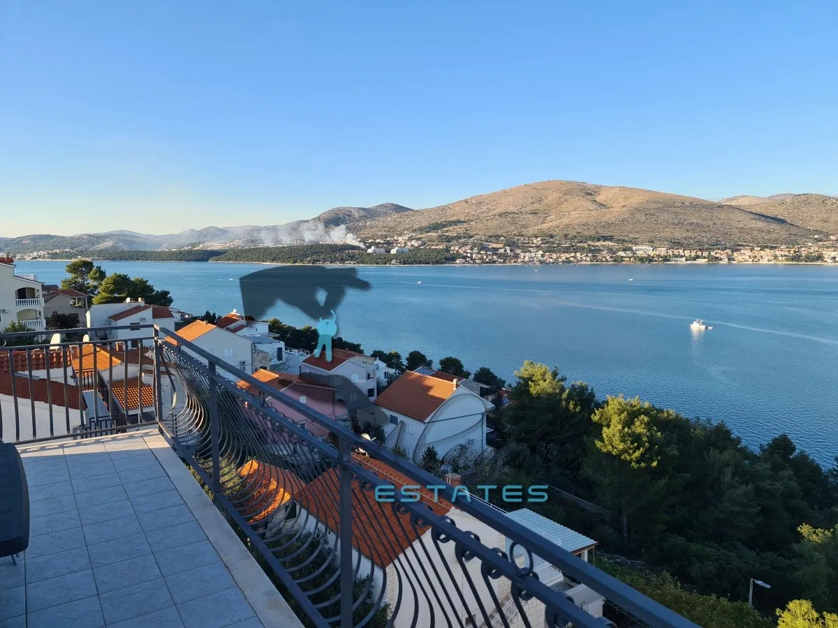 okrug donji, velika apartmanska kuća s pogledom na more, 591 m2 - slika 8